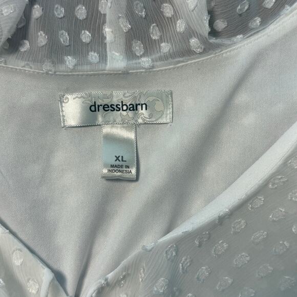 Dress Barn White Sleeveless Top - Picture 2 of 6